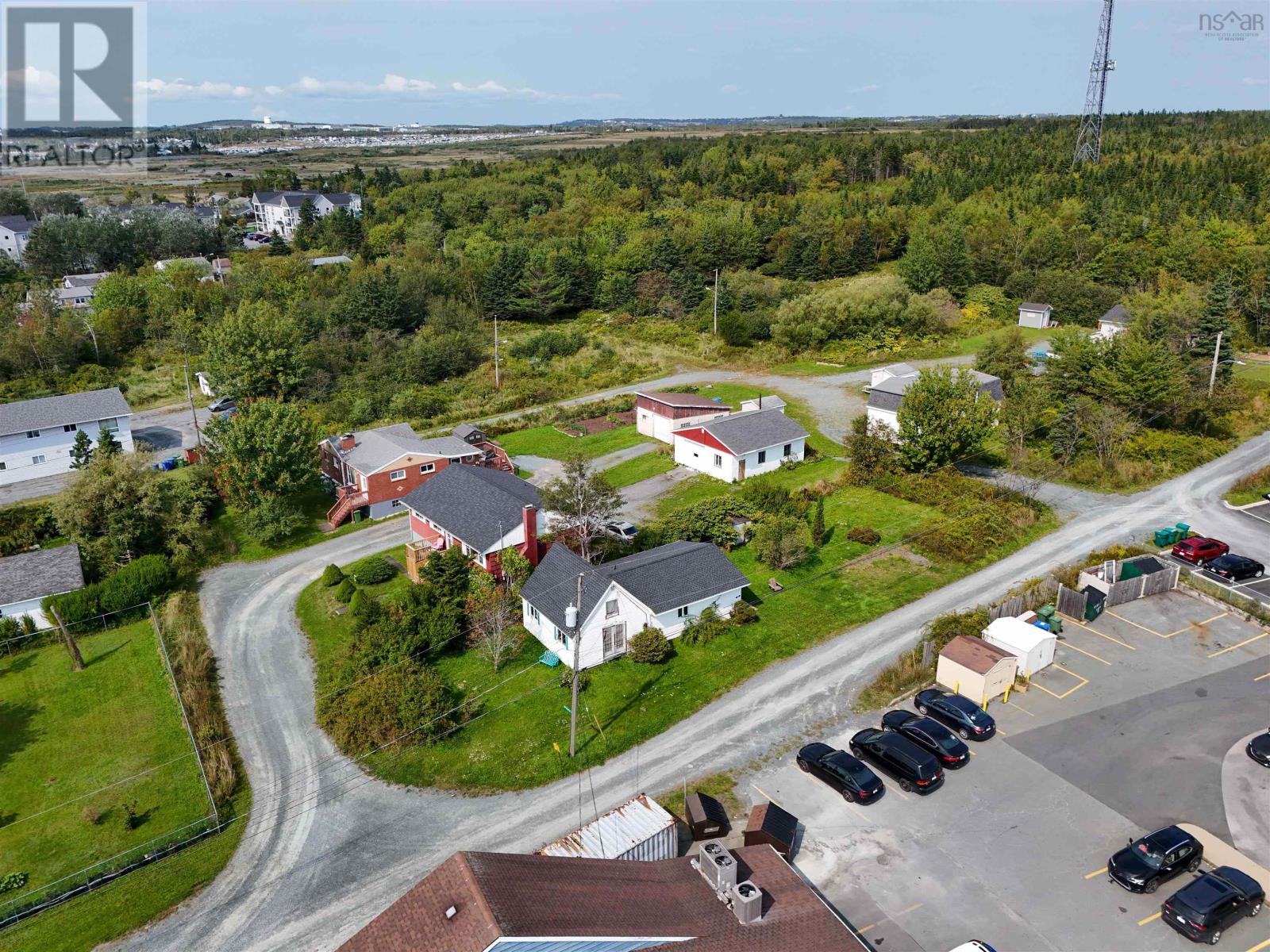 20 Silvers Lane, Eastern Passage, Nova Scotia  B3G 1M4 - Photo 3 - 202422640