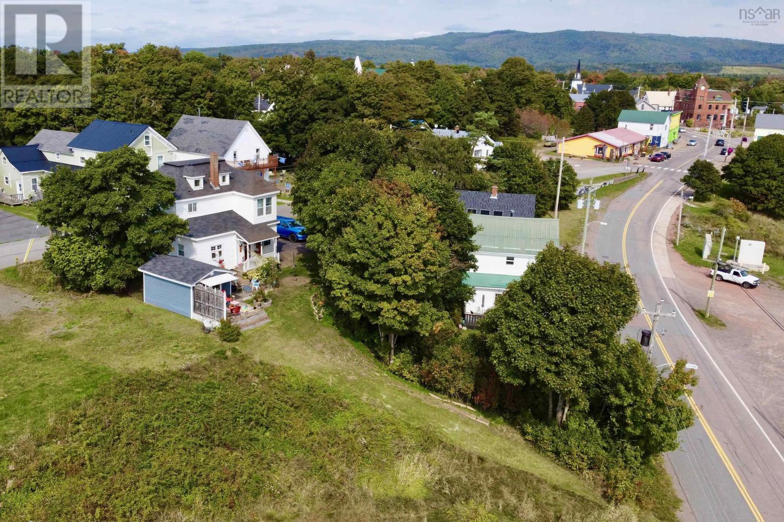 24 Pleasant Street, Parrsboro, Nova Scotia  B0M 1S0 - Photo 45 - 202422814