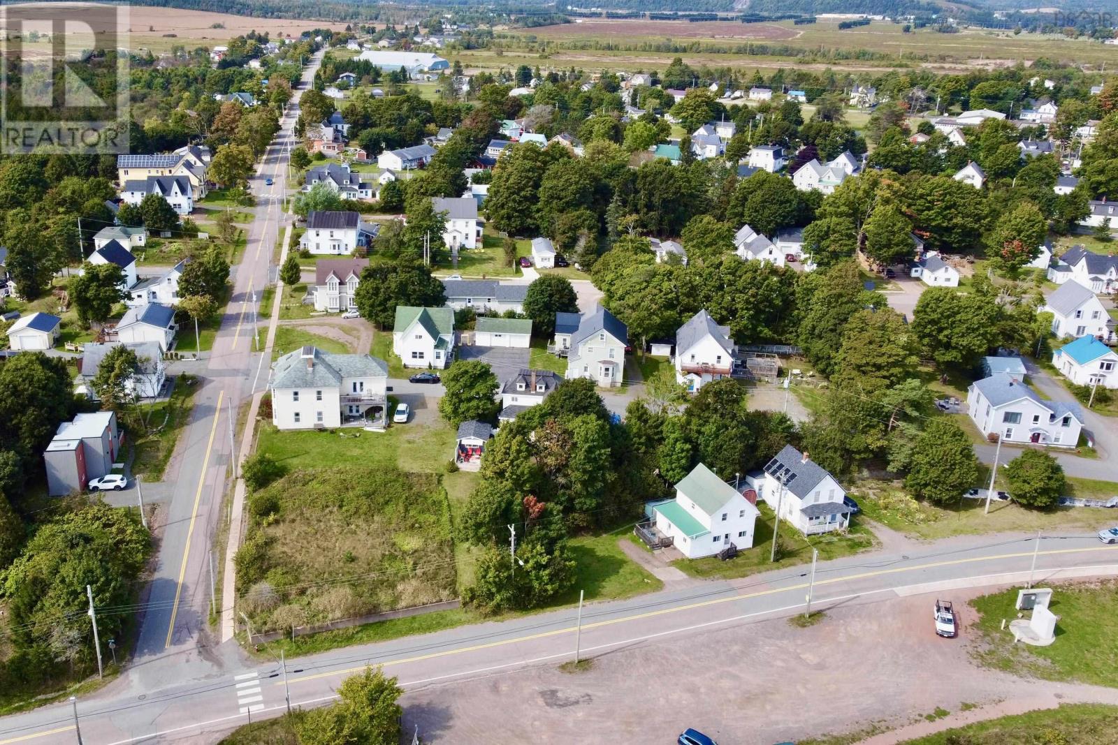 24 Pleasant Street, Parrsboro, Nova Scotia  B0M 1S0 - Photo 46 - 202422814