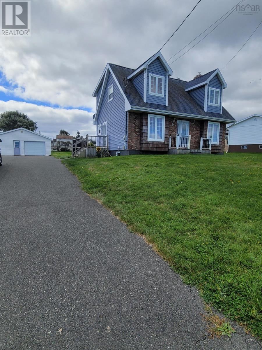 25 Roost Street, Glace Bay, Nova Scotia  B1A 5K1 - Photo 1 - 202422887