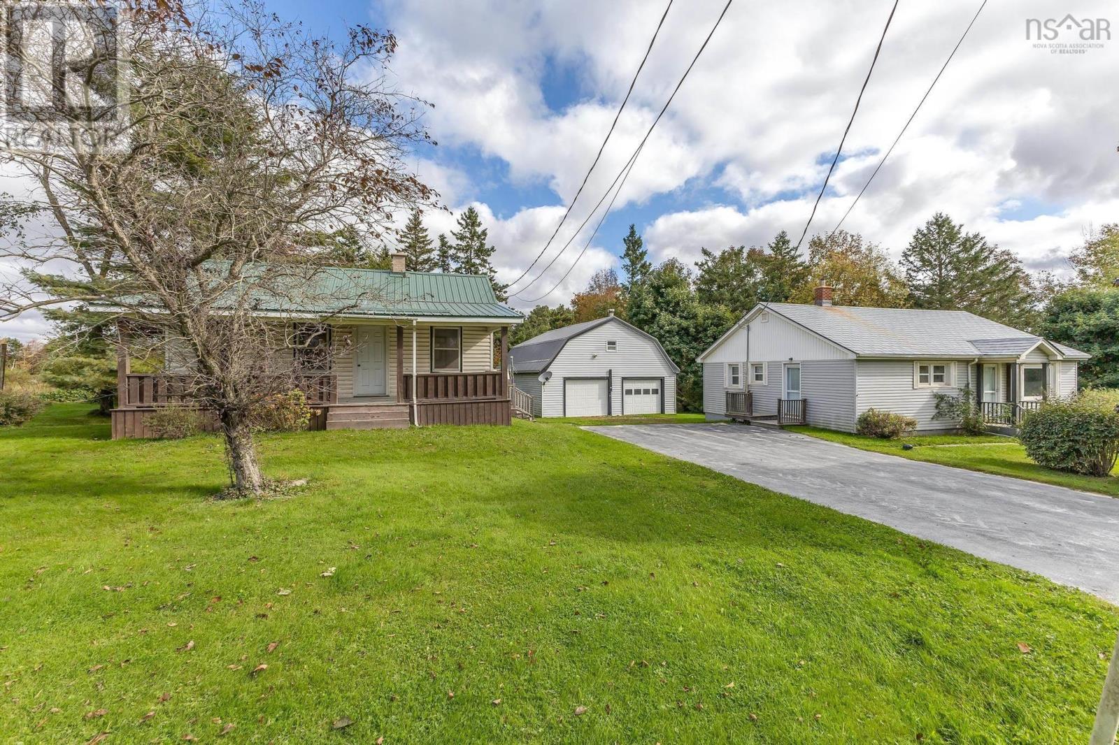 17 Crombe Road, Shubenacadie, Nova Scotia  B0N 2H0 - Photo 4 - 202423885