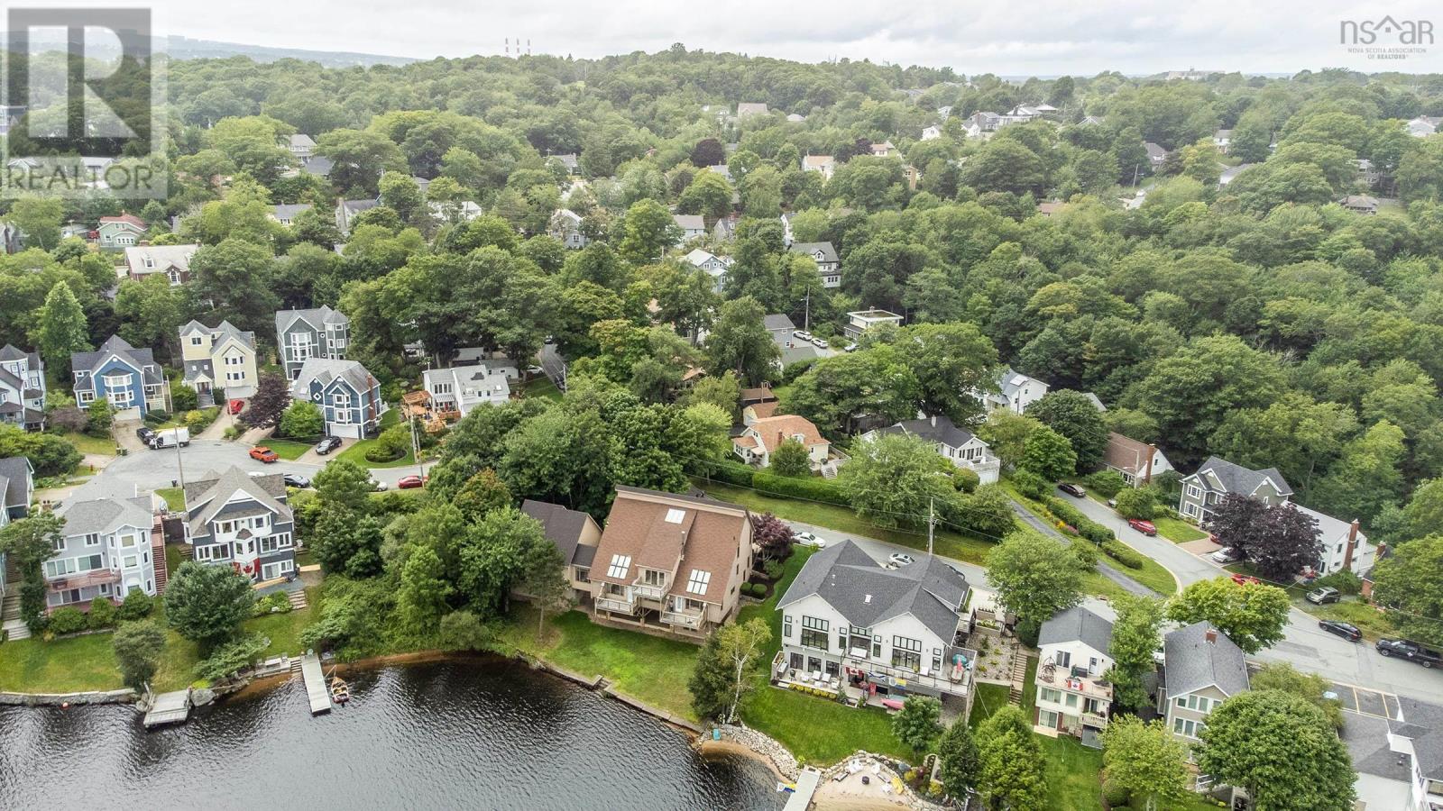 9 Oakdale Court, Dartmouth, Nova Scotia  B3A 2L7 - Photo 1 - 202423928