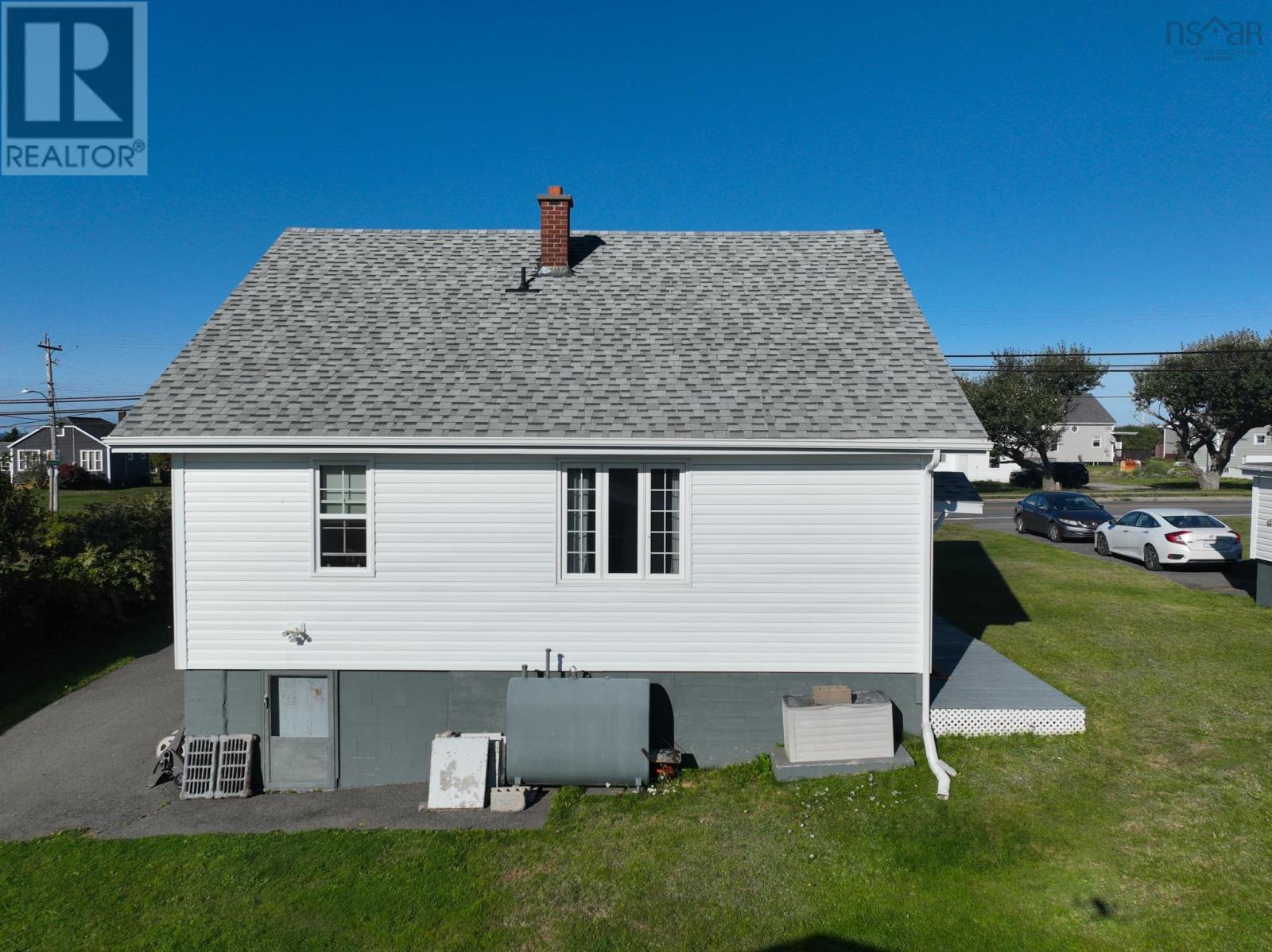 4292 New Waterford Highway, New Victoria, Nova Scotia  B1H 2E4 - Photo 4 - 202423932