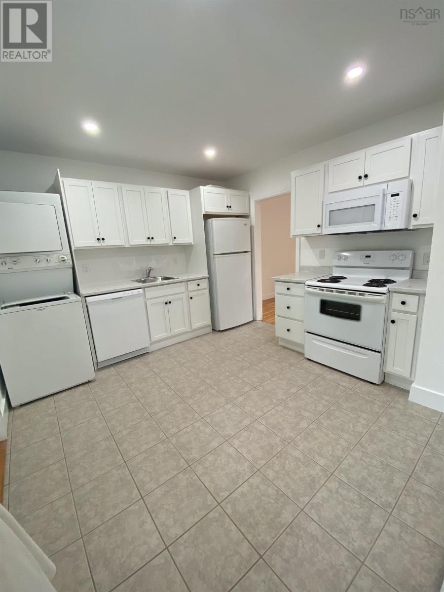 498 St Margarets Bay Road, Halifax, Nova Scotia  B3N 1K4 - Photo 11 - 202424053