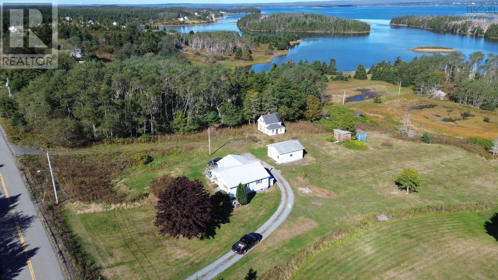 721 Descousse-Cap La Ronde Road, Cap La Ronde, Nova Scotia  B0E 1K0 - Photo 4 - 202424212