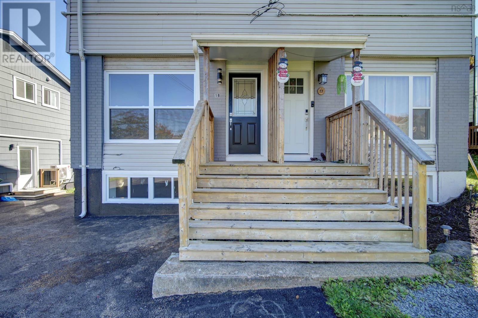 18 Hilden Drive, Halifax, Nova Scotia  B3R 1K2 - Photo 3 - 202424500