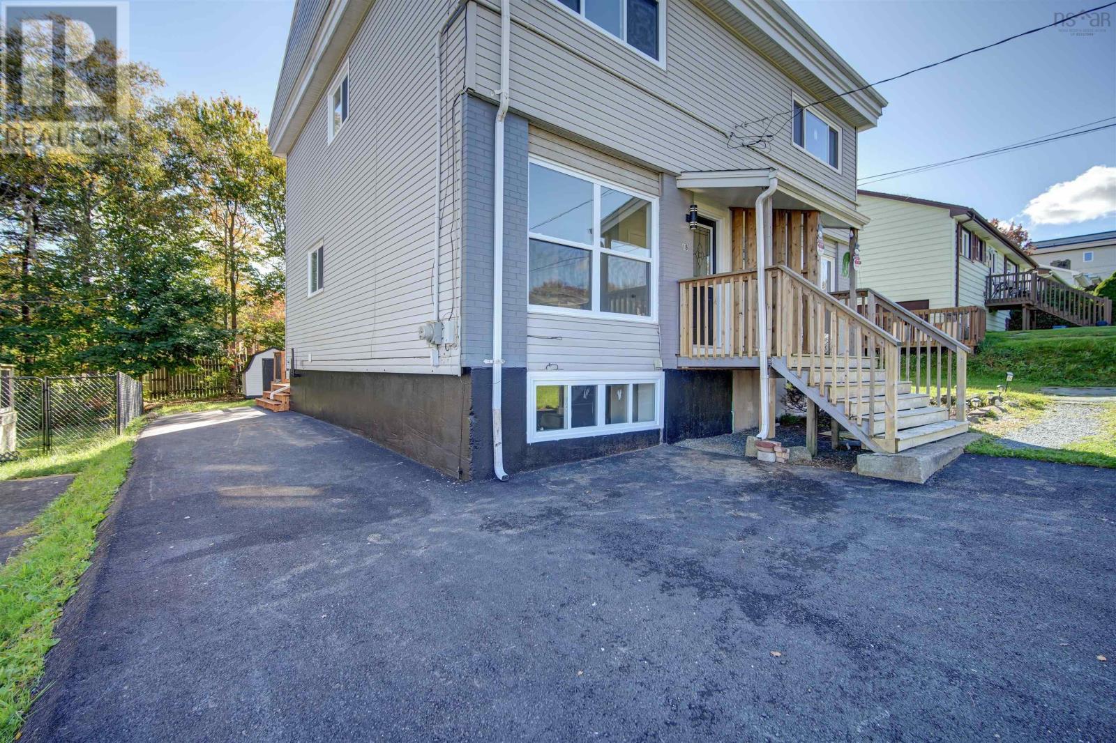 18 Hilden Drive, Halifax, Nova Scotia  B3R 1K2 - Photo 4 - 202424500