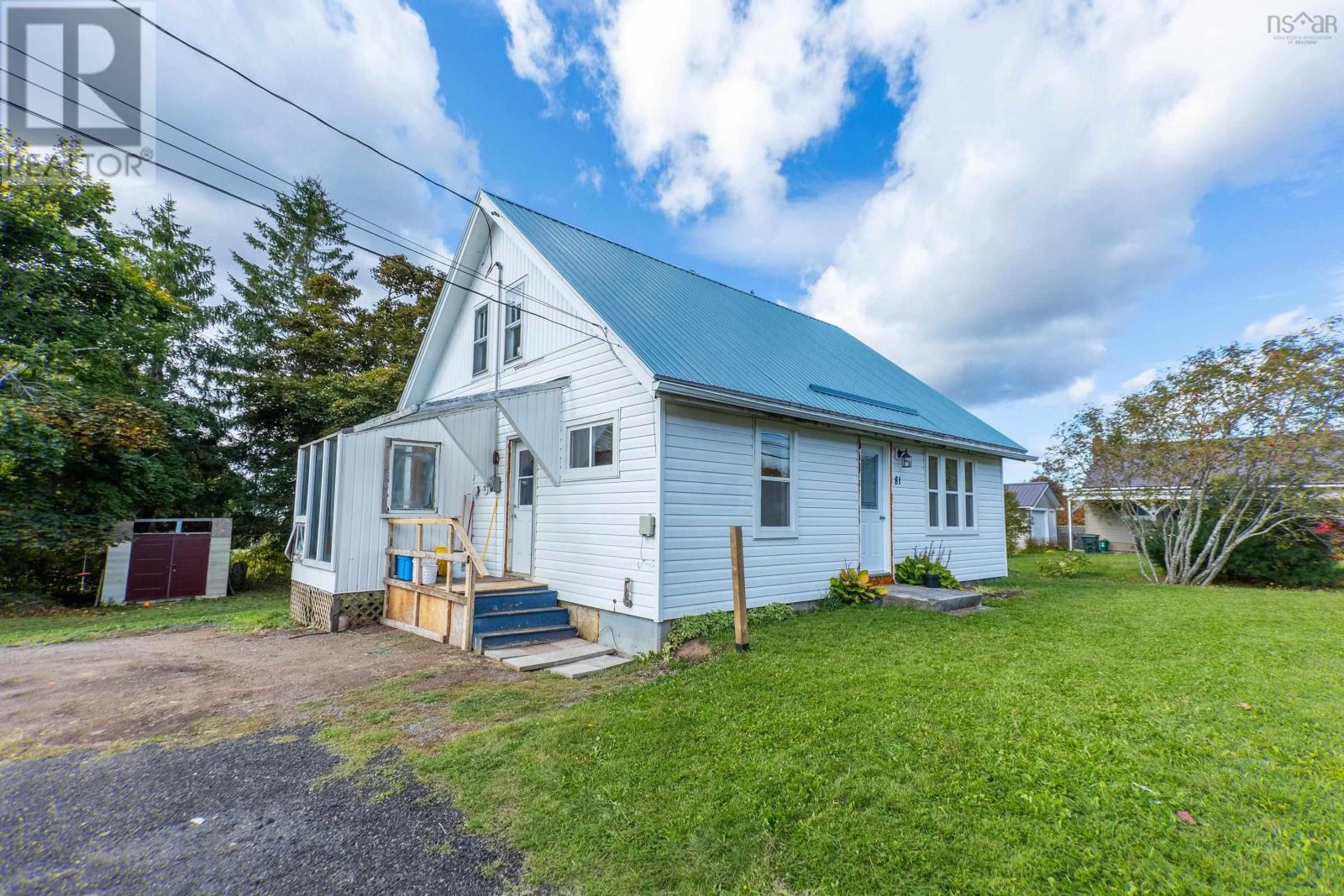 81 Church Street, Springhill, Nova Scotia  B0M 1X0 - Photo 2 - 202424504