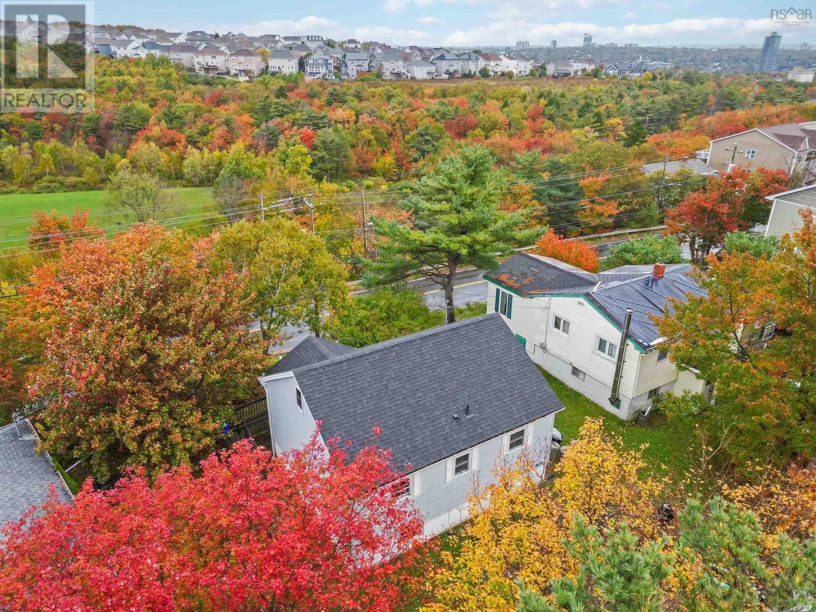 744 St Margarets Bay Road, Halifax, Nova Scotia  B3N 1K7 - Photo 22 - 202424549