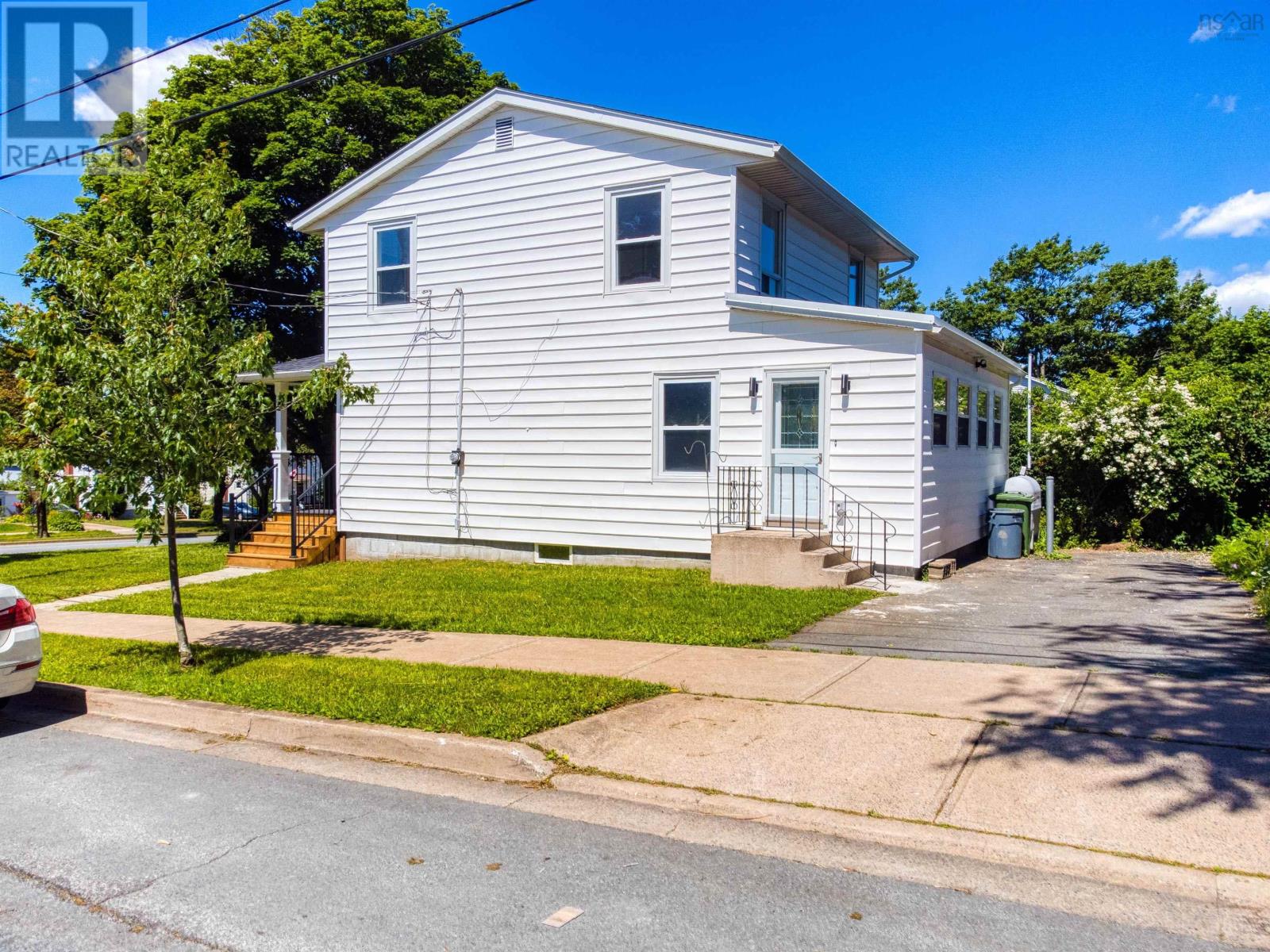 2909 Connaught Avenue, Halifax, Nova Scotia  B3L 3A3 - Photo 3 - 202424617