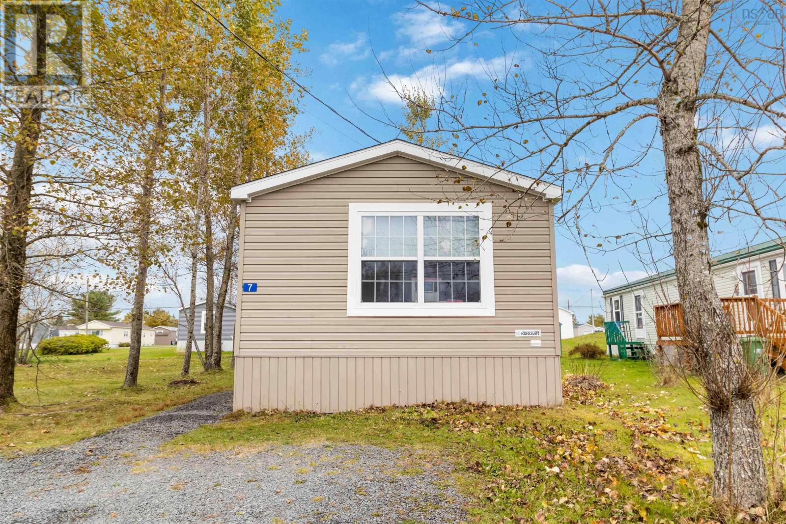 7 Nathaniel Avenue, Mount Uniacke, Nova Scotia  B0N 1Z0 - Photo 2 - 202424688