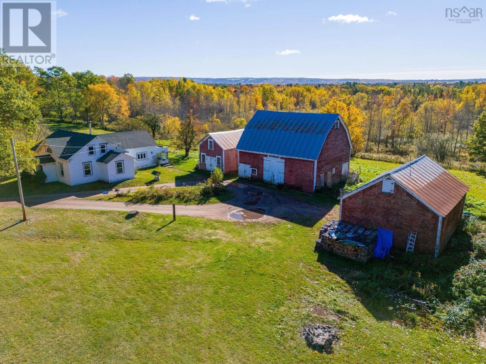 13908 Highway 1, Wilmot, Nova Scotia  B0P 1W0 - Photo 2 - 202424912