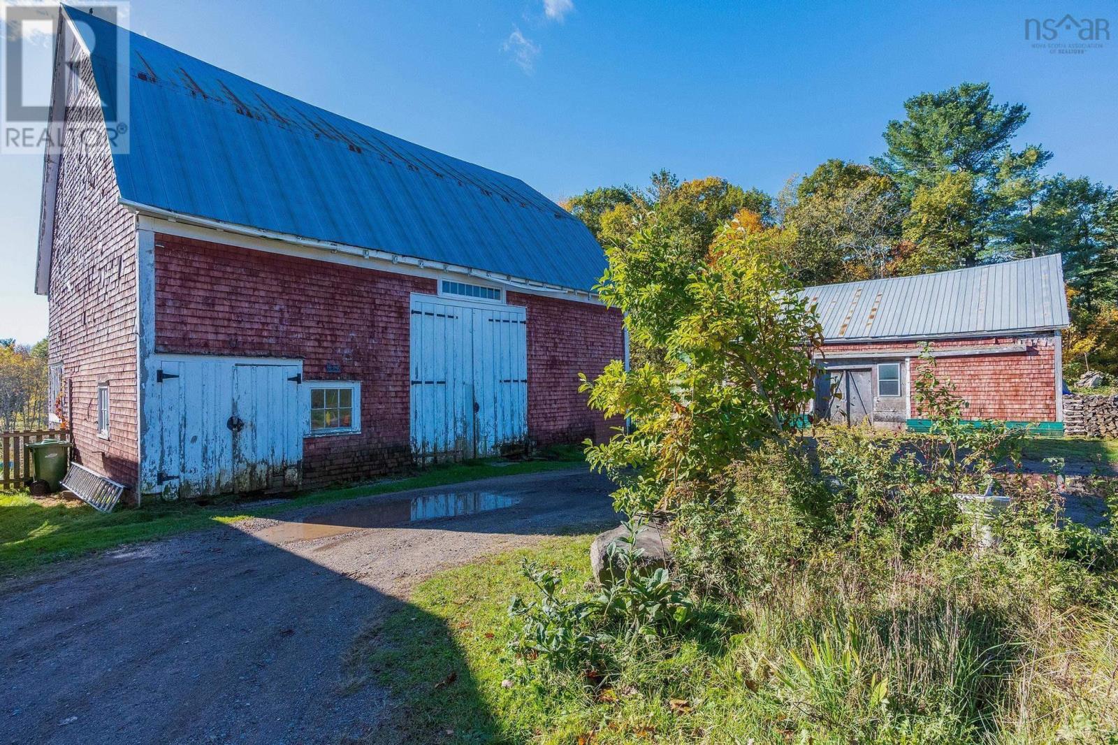 13908 Highway 1, Wilmot, Nova Scotia  B0P 1W0 - Photo 3 - 202424912