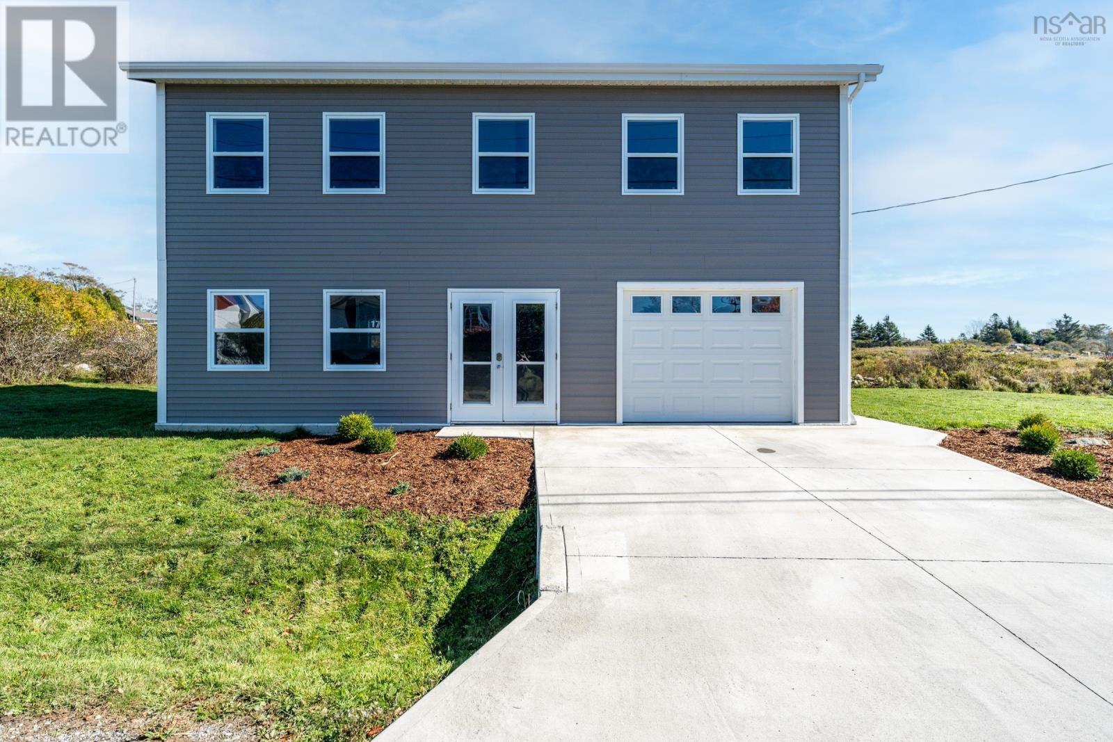 17 Hood Crescent, yarmouth, Nova Scotia