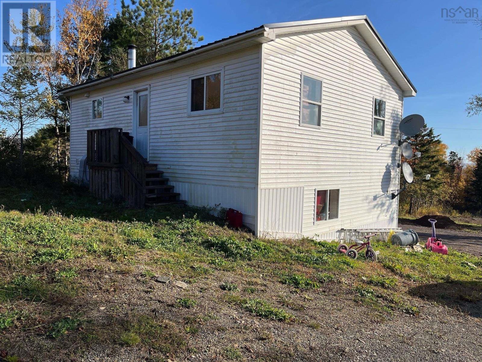 1223 Blue Sac Road, Lower Five Islands, Nova Scotia  B0M 1N0 - Photo 2 - 202425050