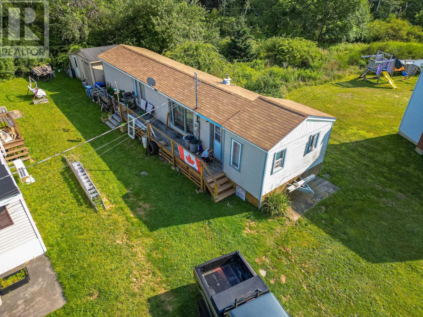 16 Commission Street, Shelburne, Nova Scotia  B0T 1W0 - Photo 6 - 202425053