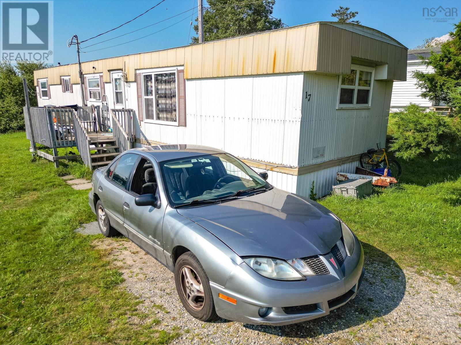 17 Commission Street, Shelburne, Nova Scotia  B0T 1W0 - Photo 5 - 202425063