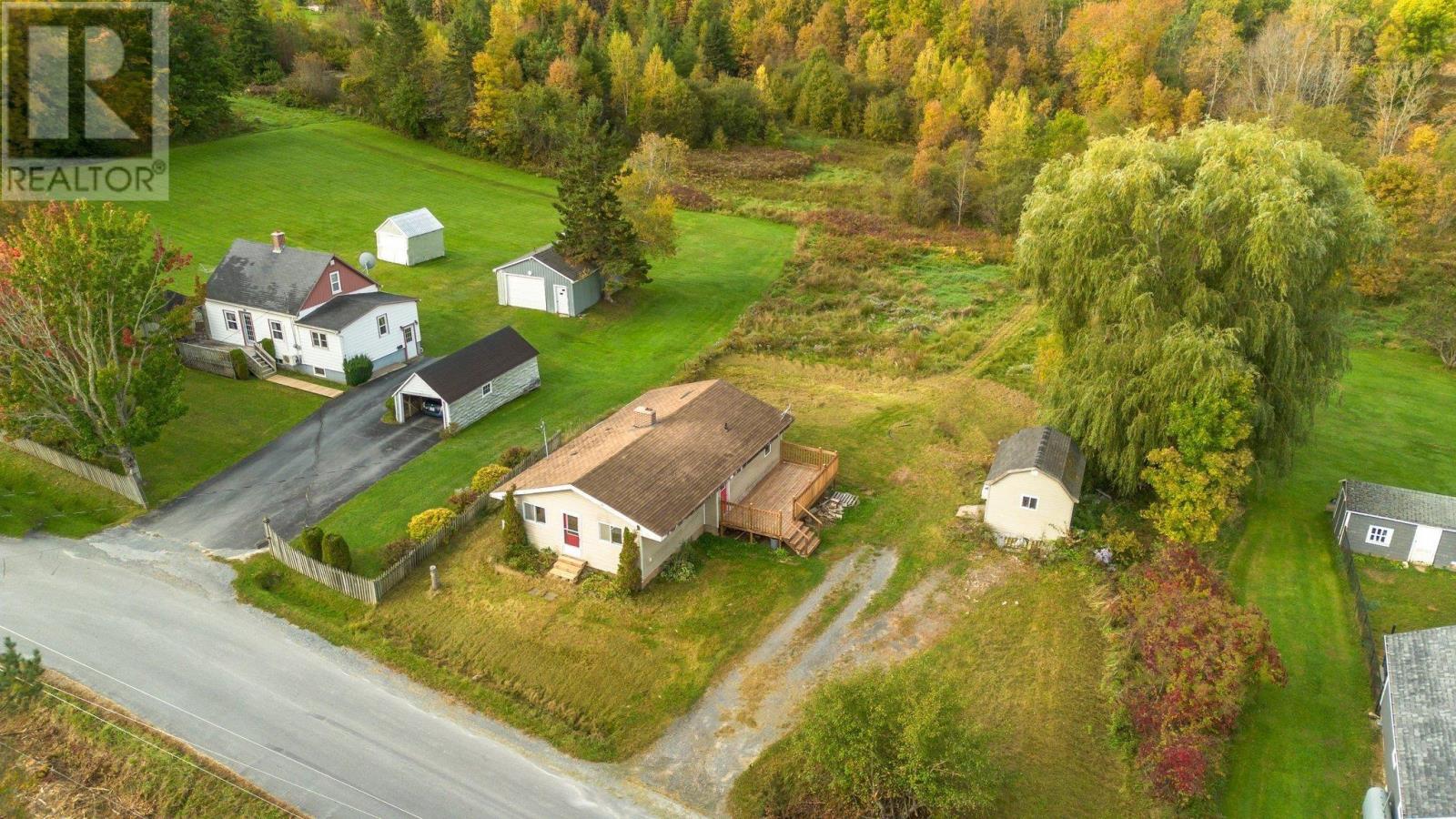 61 Dunlop Road, Brooklyn, Nova Scotia  B0N 2A0 - Photo 28 - 202425097