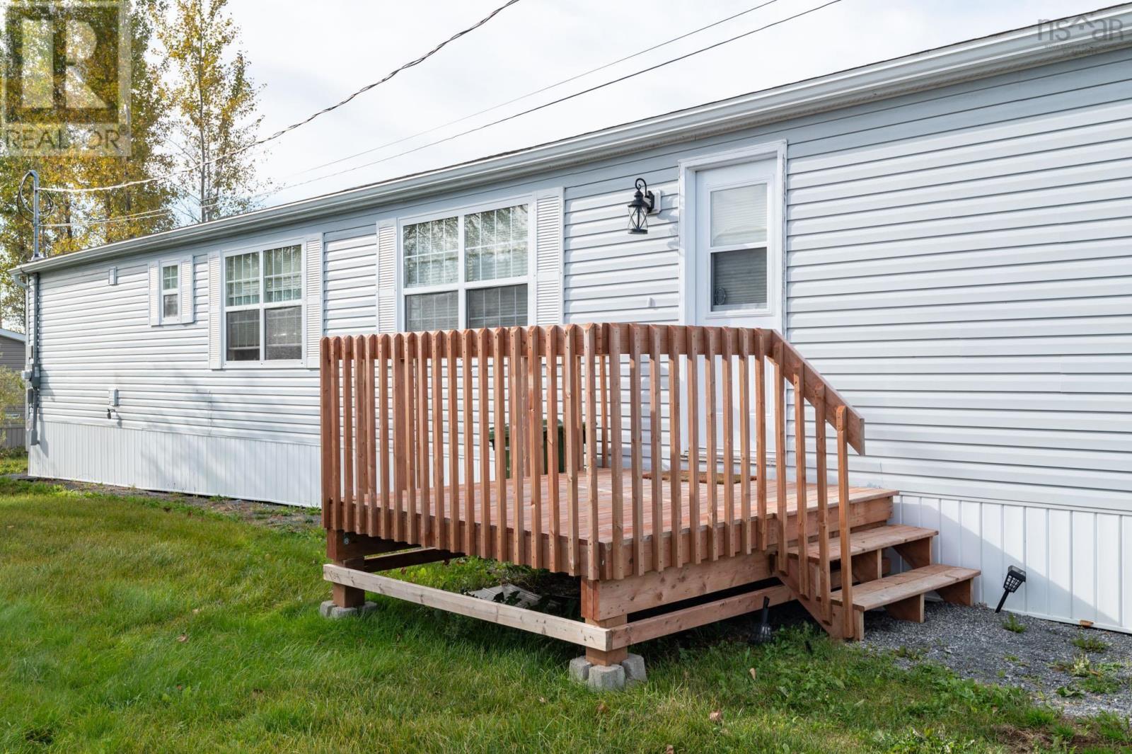 8 Owen Avenue, South Uniacke, Nova Scotia  B0N 1Z0 - Photo 13 - 202425325