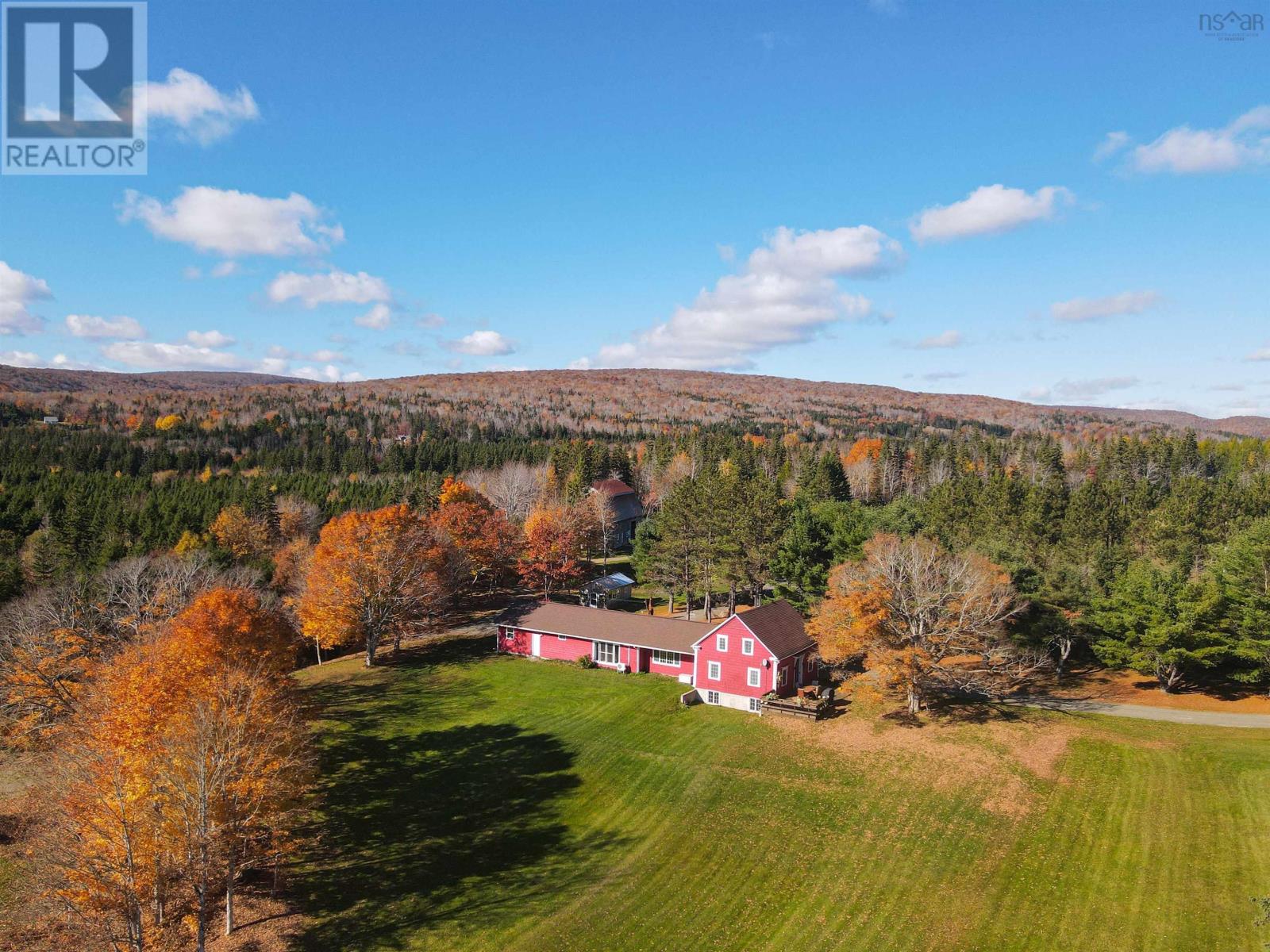 2639 Cabot Trail, Middle River, Nova Scotia  B0E 1B0 - Photo 46 - 202425434