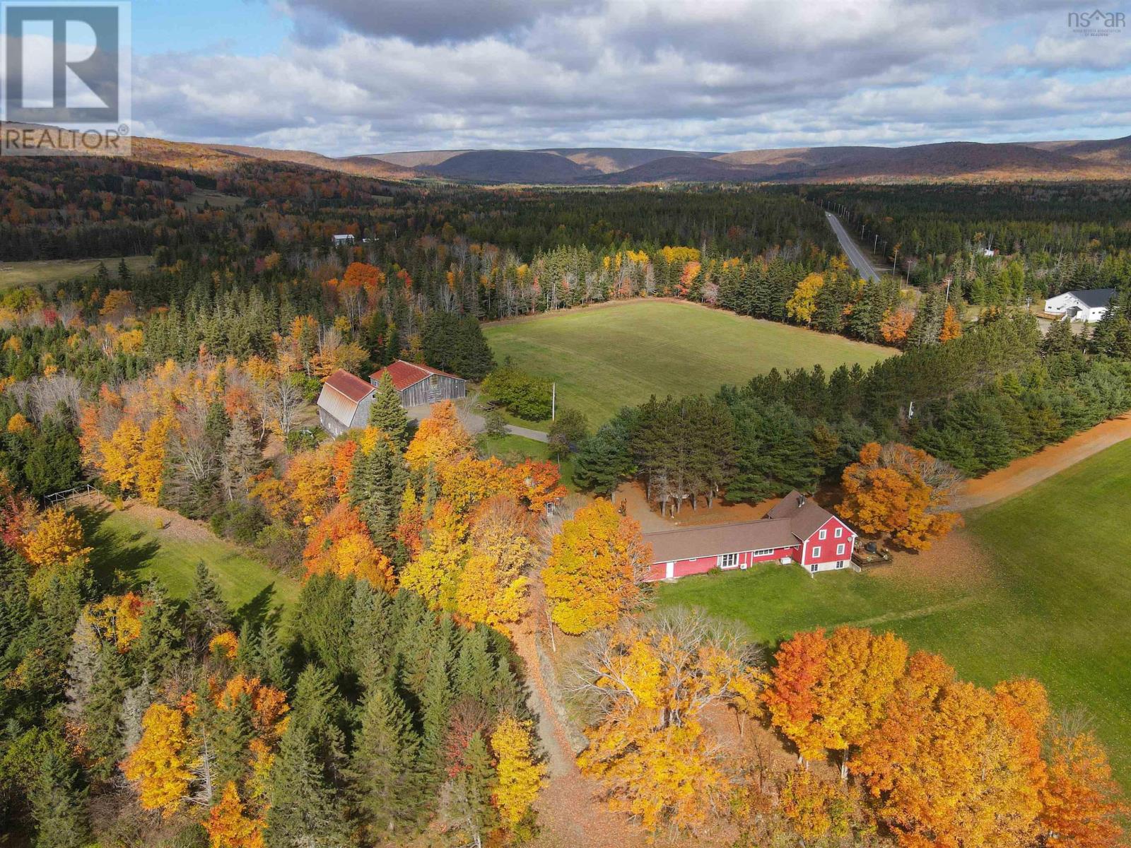 2639 Cabot Trail, Middle River, Nova Scotia  B0E 1B0 - Photo 47 - 202425434