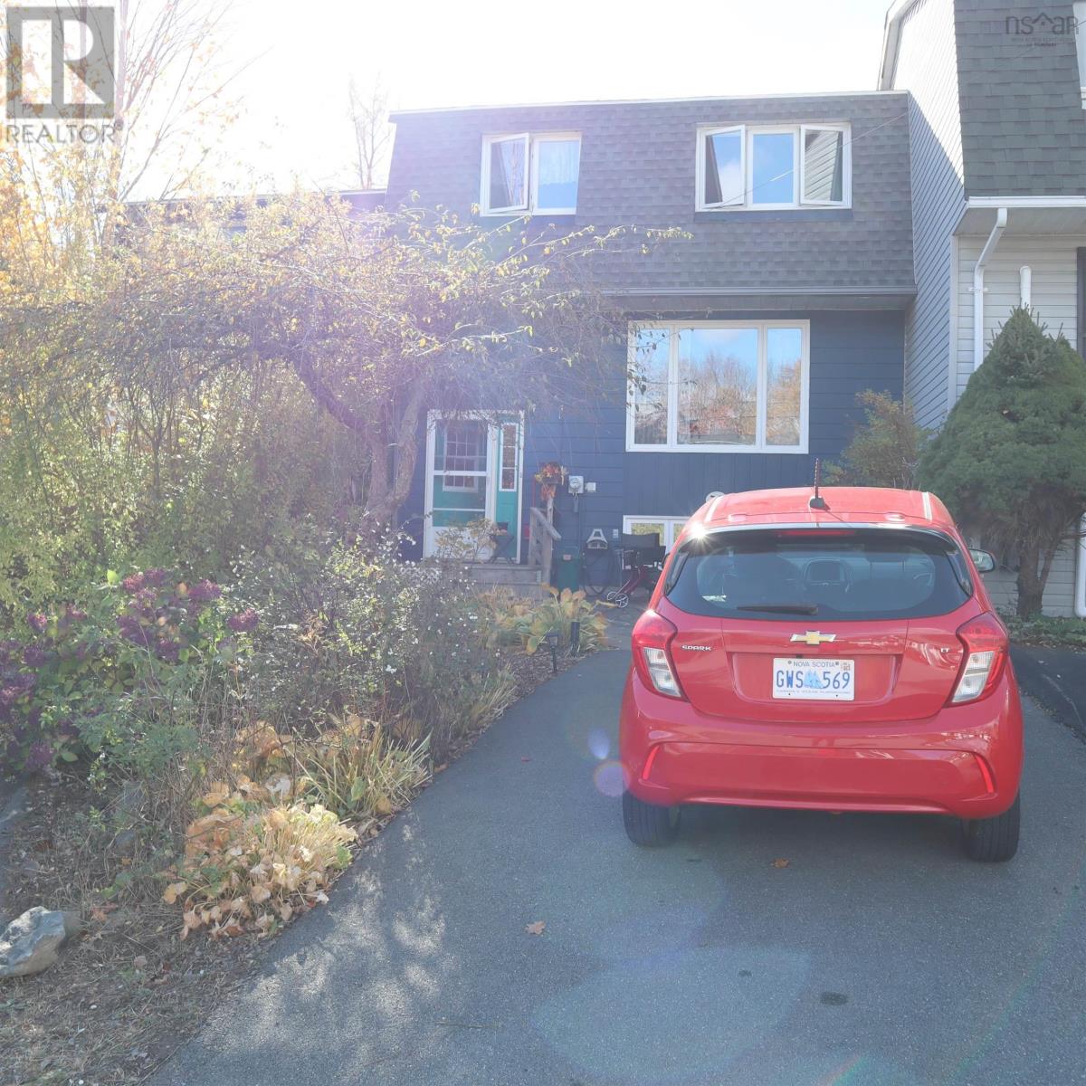 30 Bareng Court, Dartmouth, Nova Scotia  B2X 2X4 - Photo 3 - 202425471