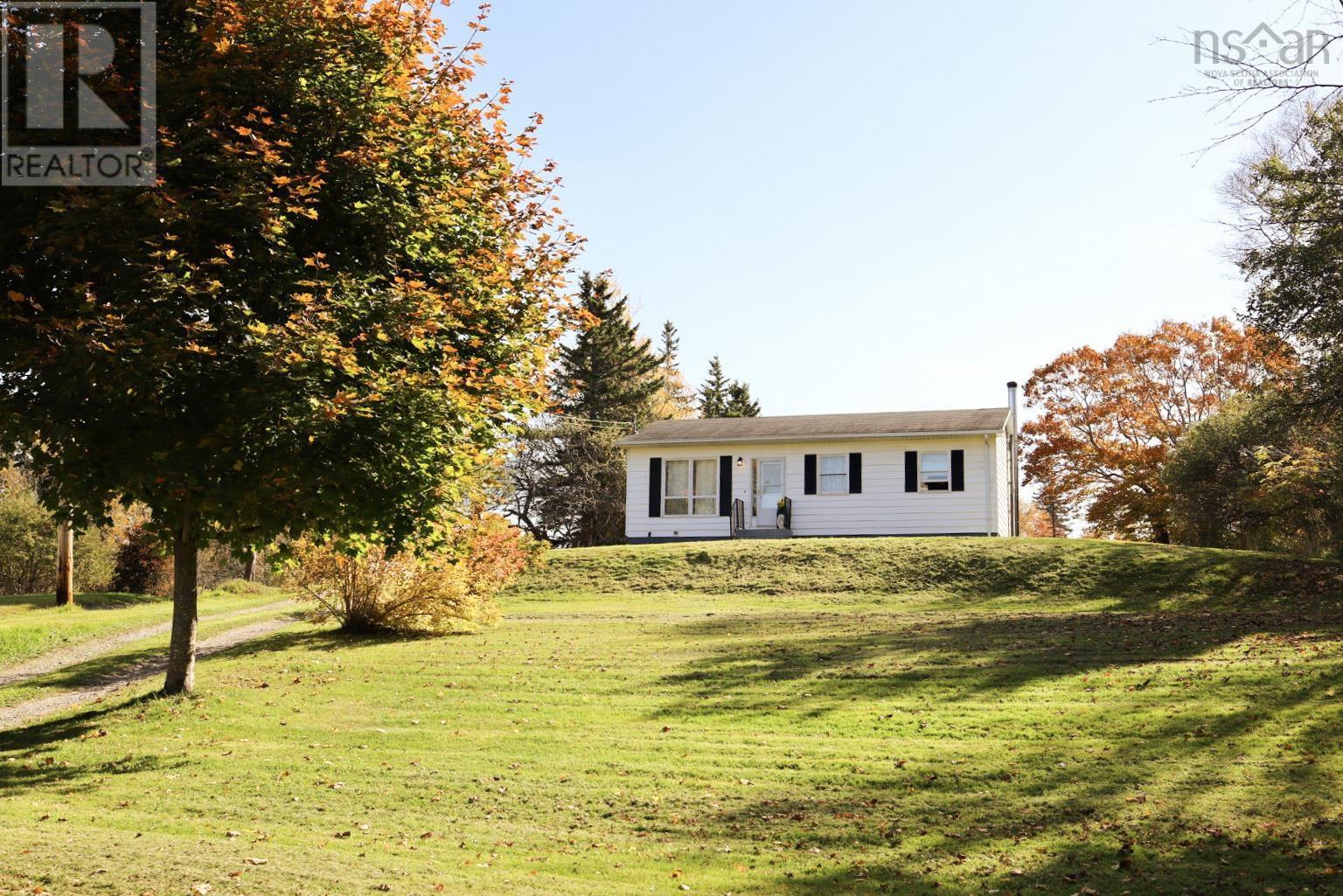 1337 Georges River Road, Georges River, Nova Scotia  B1Y 3J7 - Photo 2 - 202425480