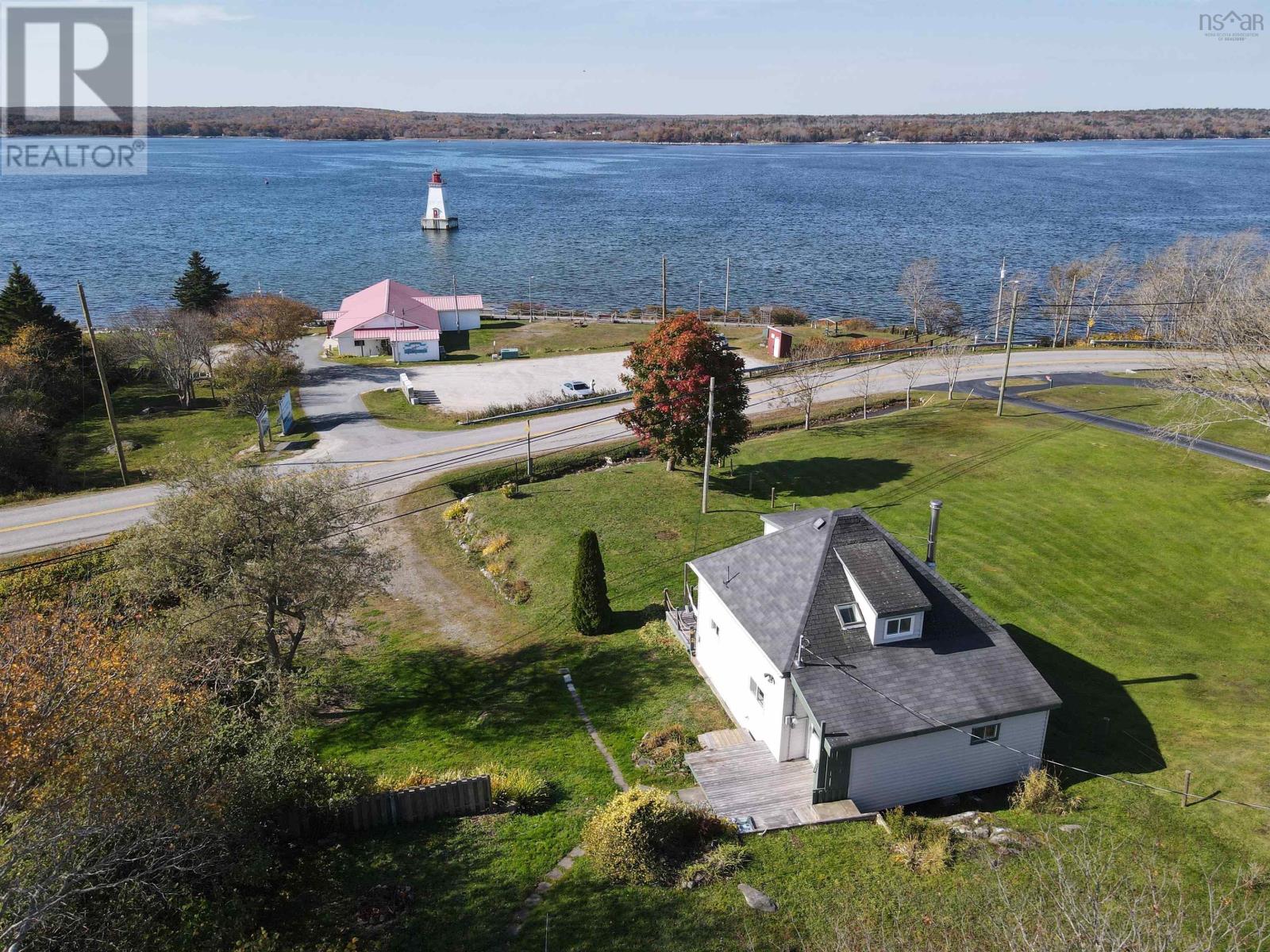 1587 Sandy Point Road, Sandy Point, Nova Scotia  B0T 1W0 - Photo 3 - 202425528