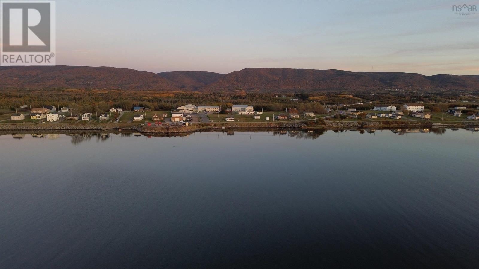 14962 Cabot Trail, Chéticamp, Nova Scotia  B0E 1H0 - Photo 14 - 202425535