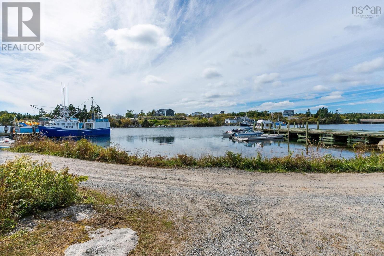 16 Basinview Road, Sambro, Nova Scotia  B3V 1L4 - Photo 31 - 202425585