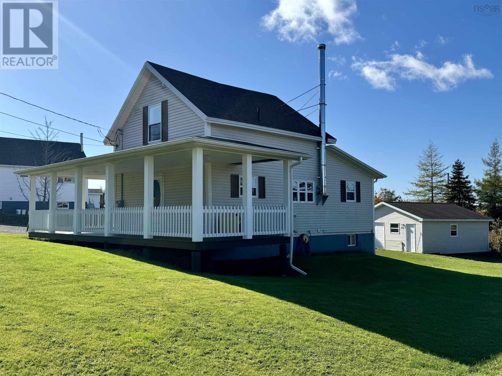 152 Highway 320, Louisdale, Nova Scotia  B0E 1V0 - Photo 3 - 202425617