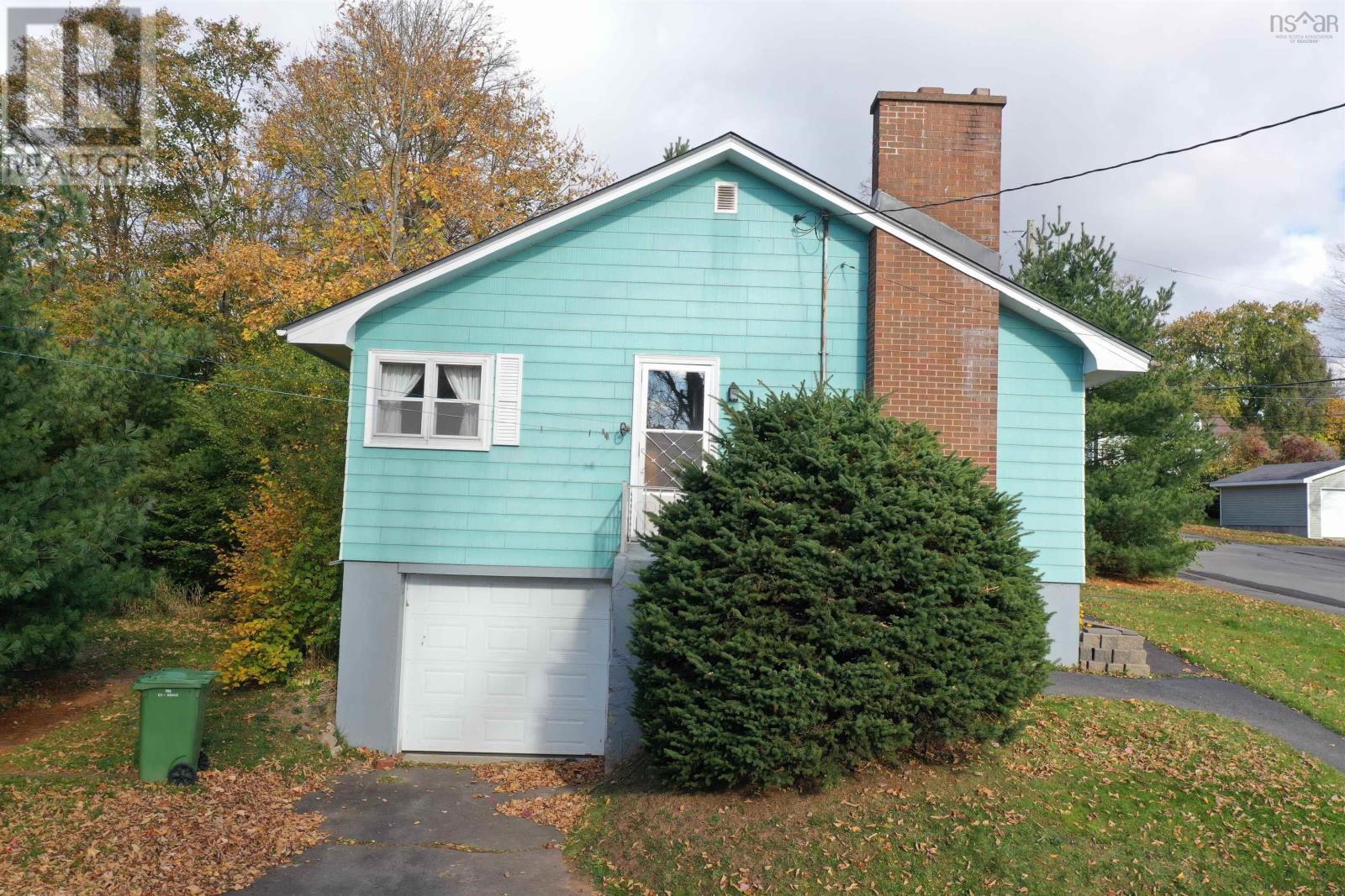 189 Welsford Street, Pictou, Nova Scotia  B0K 1H0 - Photo 9 - 202425664