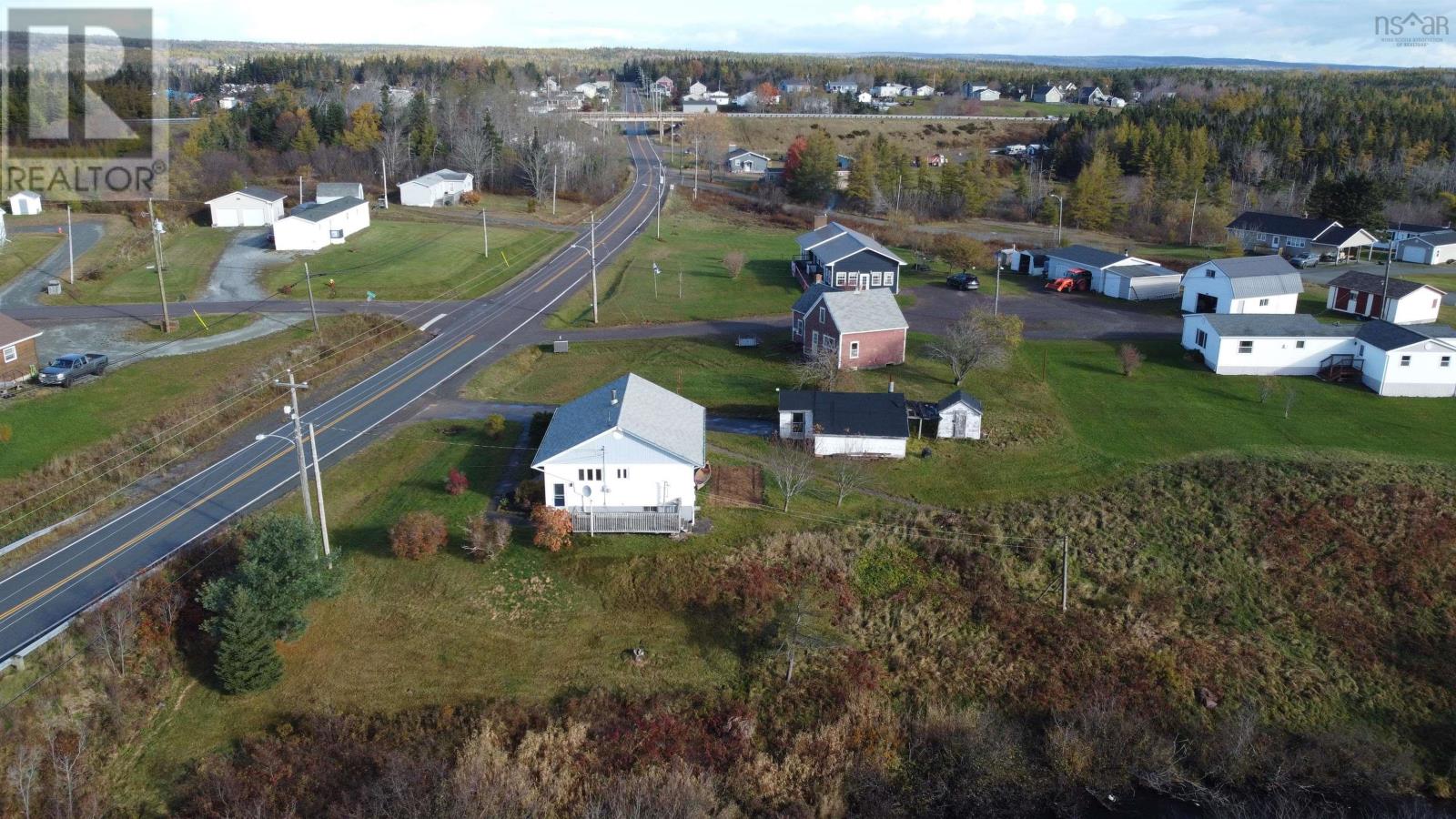 293 Highway 320, Louisdale, Nova Scotia  B0E 1V0 - Photo 5 - 202425765