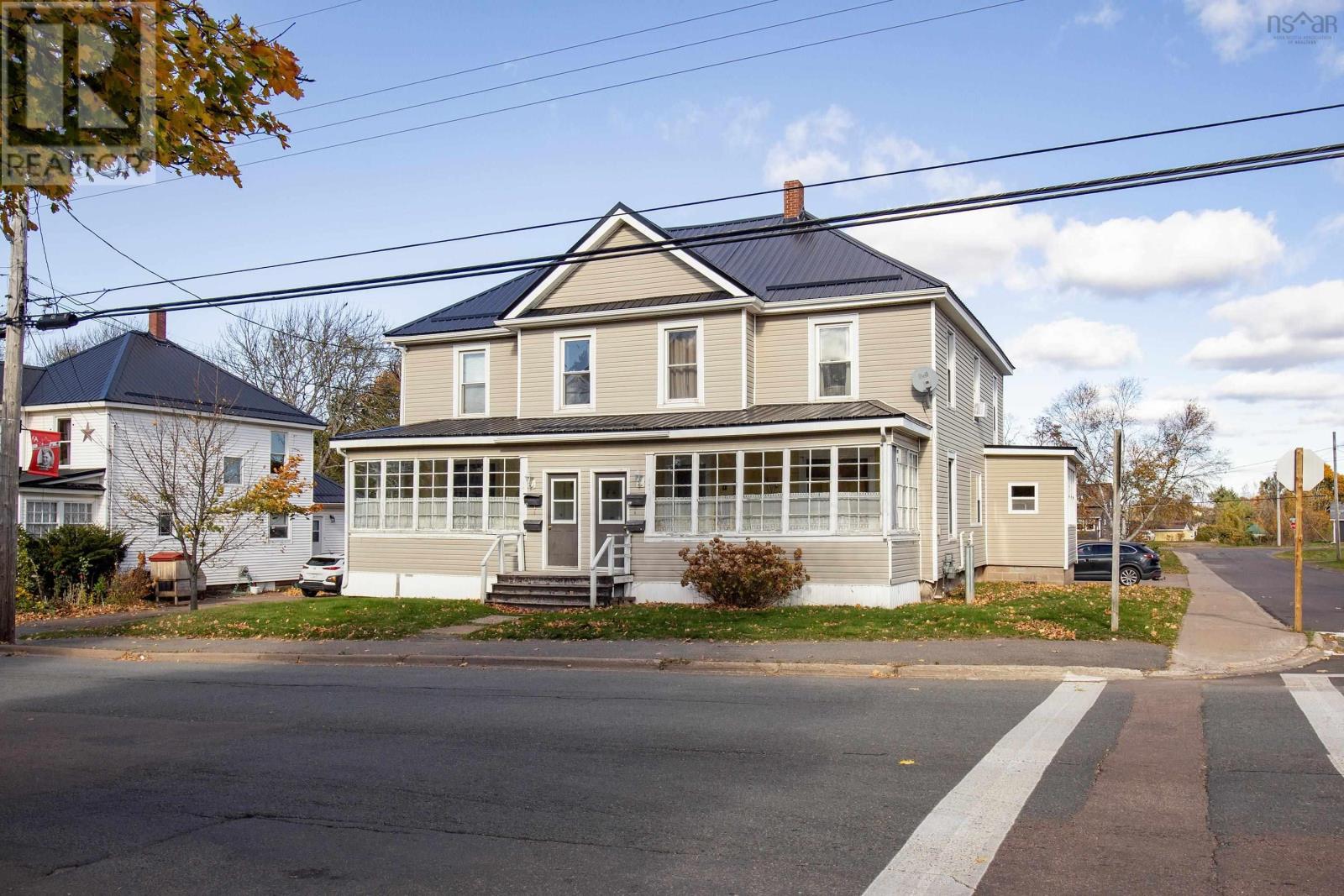 162/164 Church Street, amherst, Nova Scotia