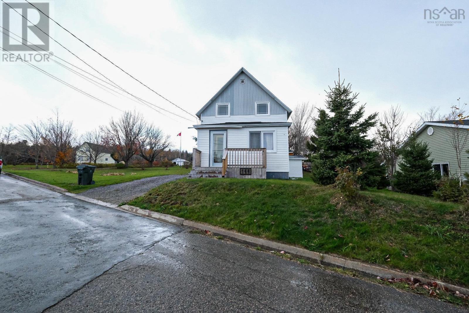 144 West Street, North Sydney, Nova Scotia  B2A 3H7 - Photo 7 - 202425915