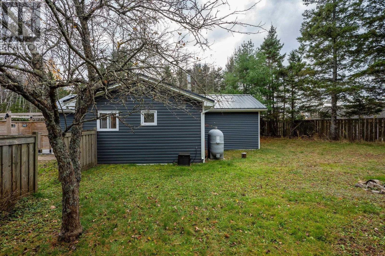 432 Salmon River Road, Valley, Nova Scotia  B6L 4E4 - Photo 38 - 202426043