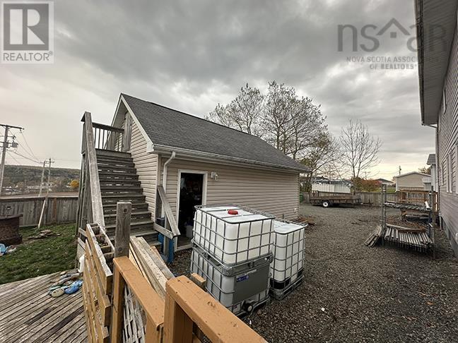 216 & 218 Hiram Street, Port Hawkesbury, Nova Scotia  B9A 2C2 - Photo 8 - 202426061