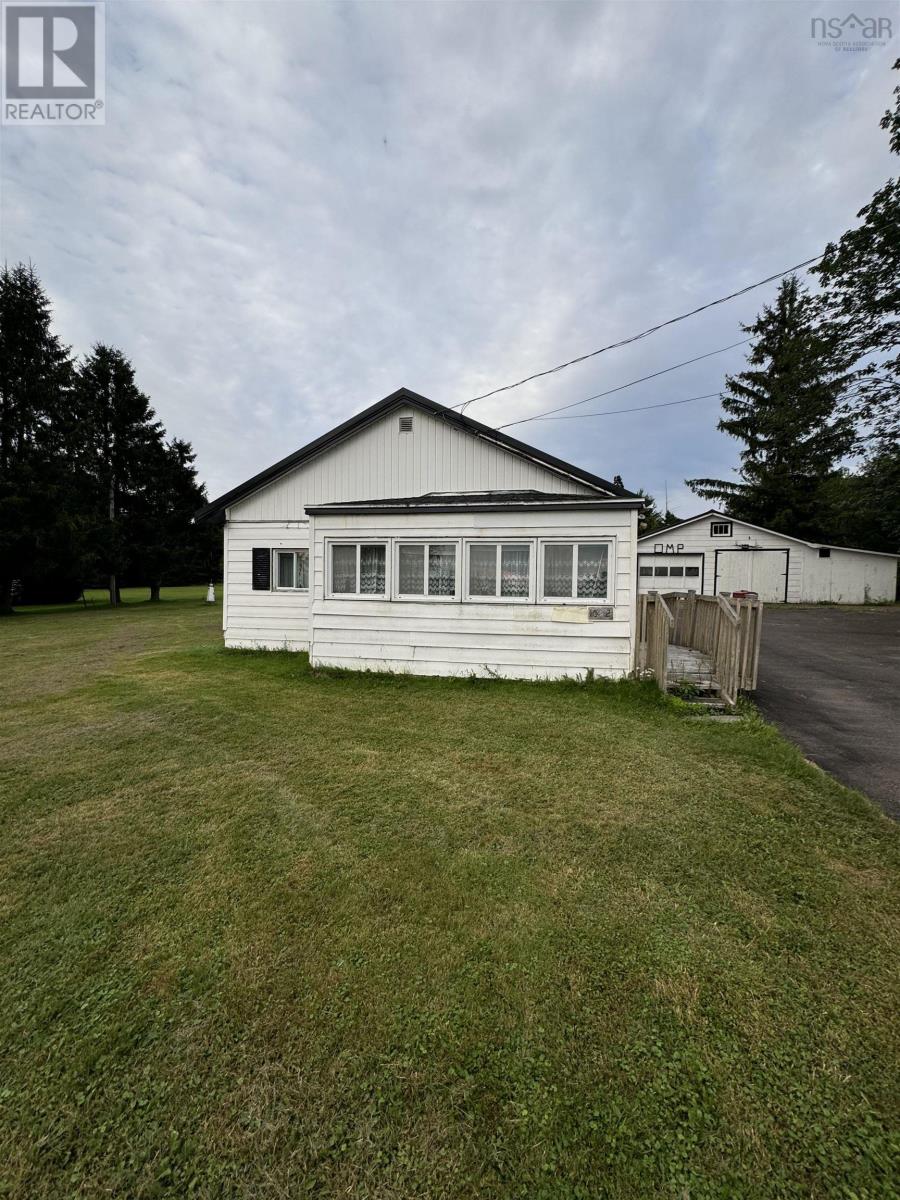 1062/1064 Crowes Mills Road, Onslow Mountain, Nova Scotia  B0M 1G0 - Photo 4 - 202426090