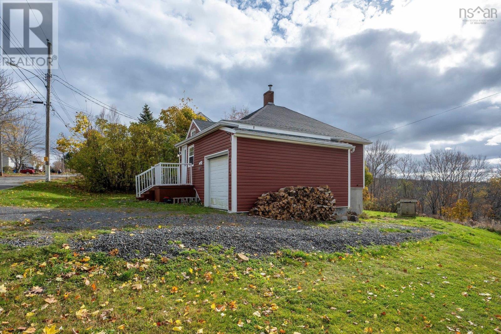 66 Oak Street, Trenton, Nova Scotia  B0K 1X0 - Photo 39 - 202426123