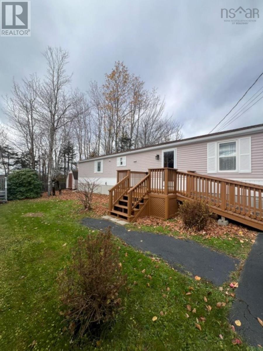 21 Moore Drive, Middle Sackville, Nova Scotia  B4E 2Y5 - Photo 2 - 202426545