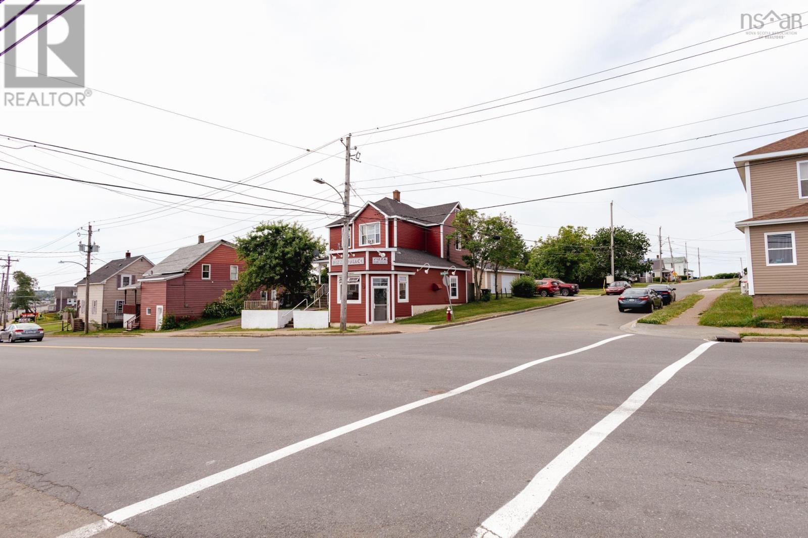 651 Victoria Road, Sydney, Nova Scotia  B1N 1H5 - Photo 2 - 202426579