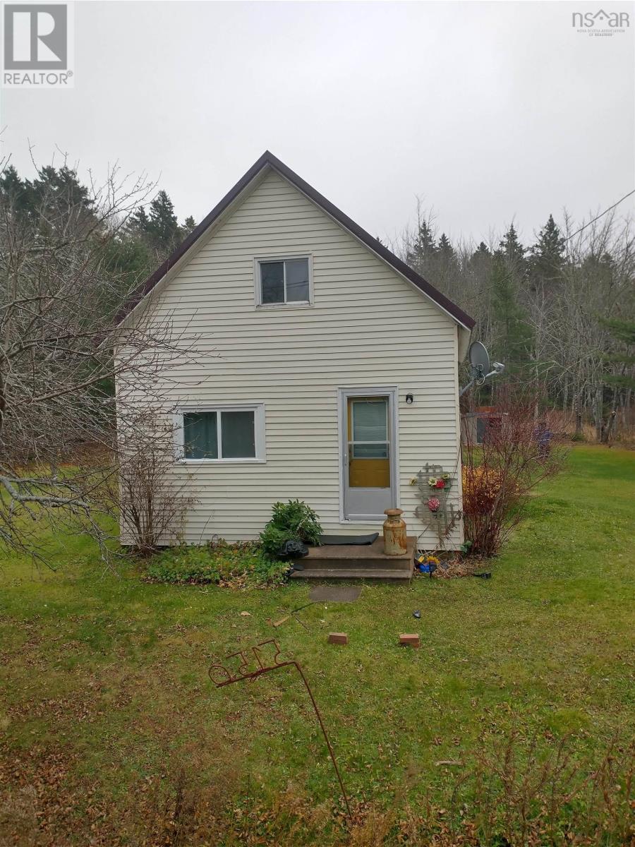 5150 Highway 2, Little Bass River, Nova Scotia  B0M 1B0 - Photo 11 - 202426640