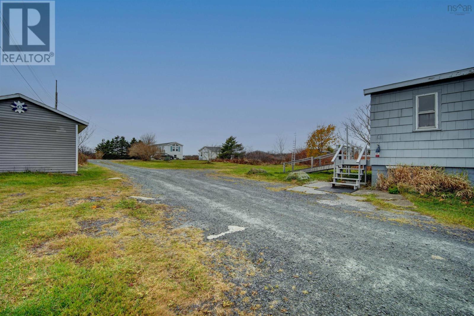 35 Pettipas Road, Terence Bay, Nova Scotia  B3T 1Y4 - Photo 10 - 202426696