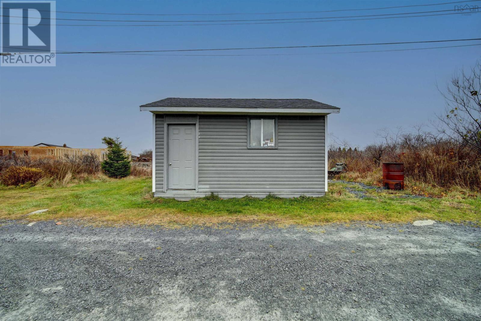 35 Pettipas Road, Terence Bay, Nova Scotia  B3T 1Y4 - Photo 11 - 202426696