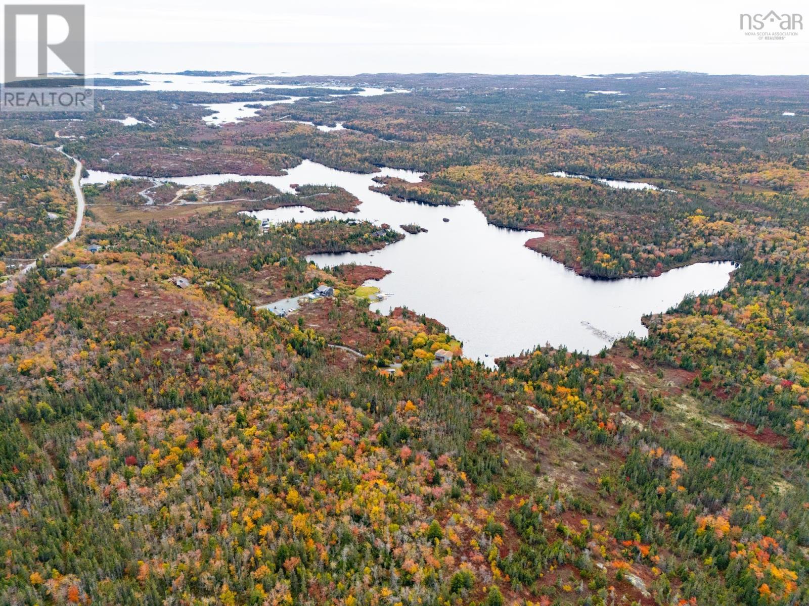 Big Lake Drive, Big Lake, Nova Scotia  B3Z 3X6 - Photo 13 - 202426756