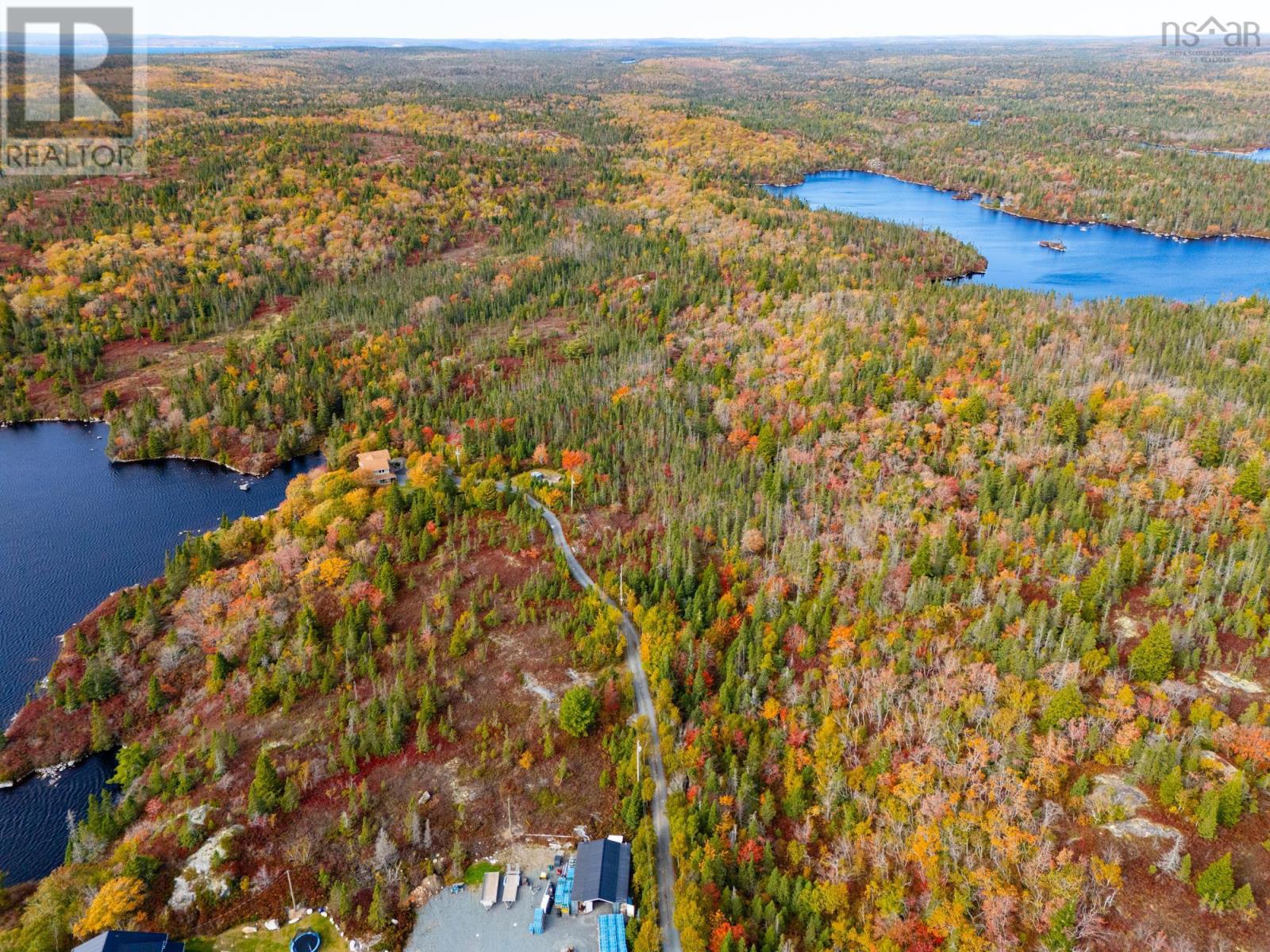 Big Lake Drive, Big Lake, Nova Scotia  B3Z 3X6 - Photo 31 - 202426756