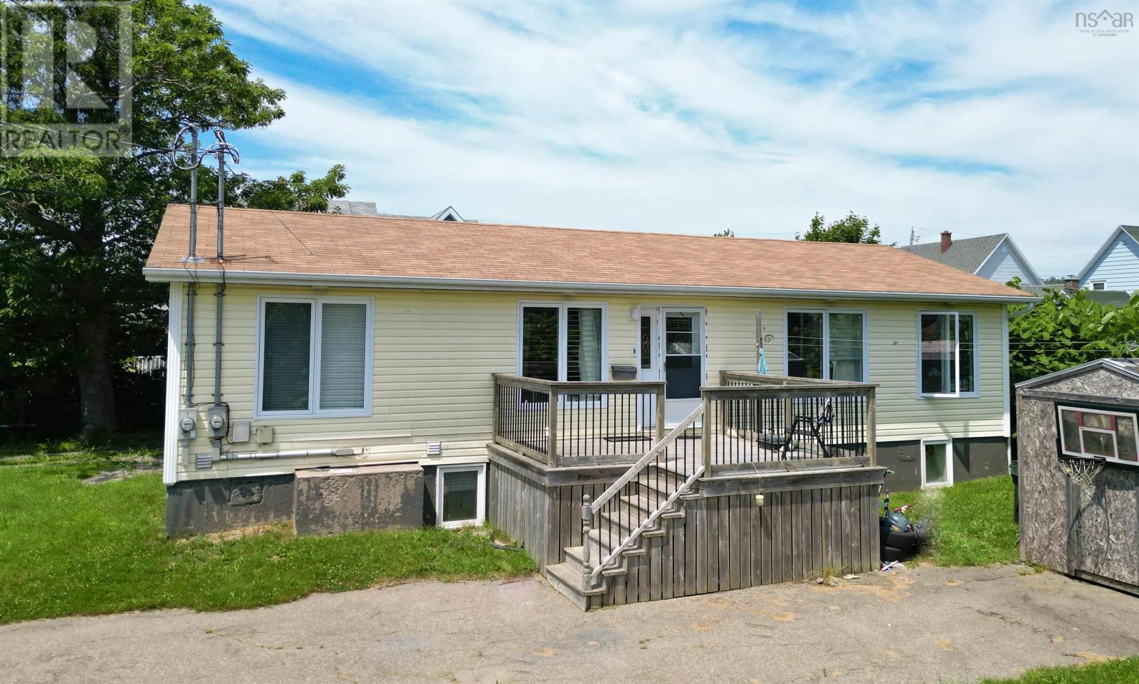 3 May Street, Glace Bay, Nova Scotia  B1A 3G6 - Photo 3 - 202426849