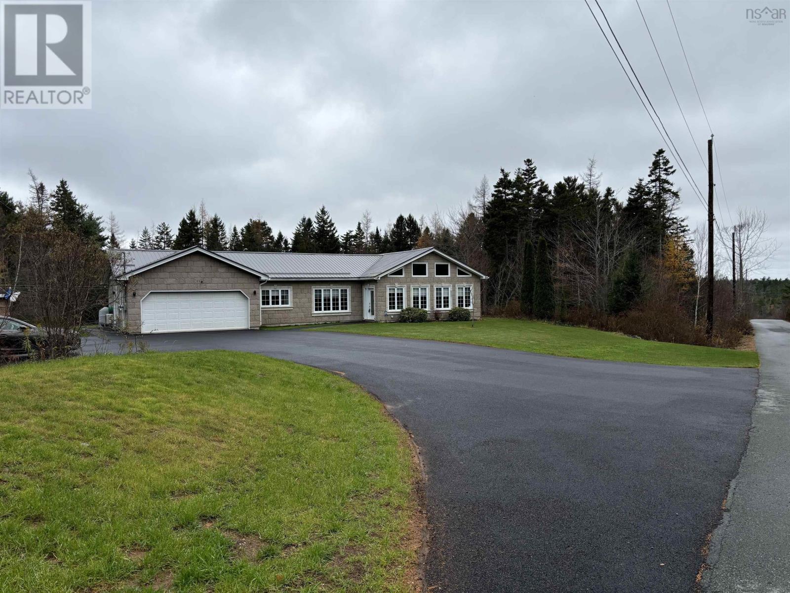 214 Lochmoor Lane, Forest Hills, Nova Scotia  B2W 6C8 - Photo 14 - 202426937