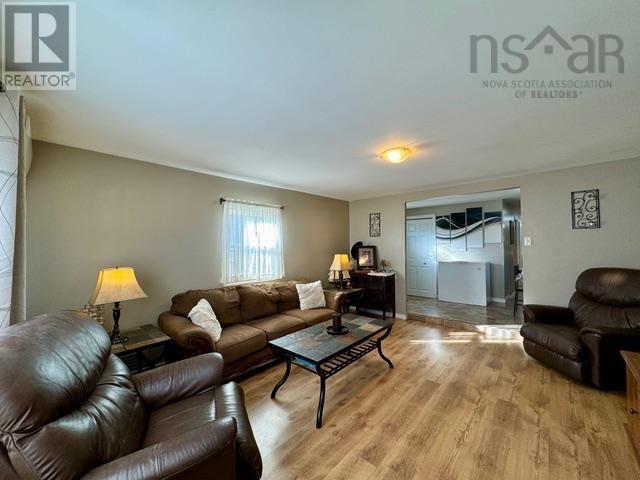 831 Duggan Drive, Beaver Bank, Nova Scotia  B4E 1L4 - Photo 6 - 202427631