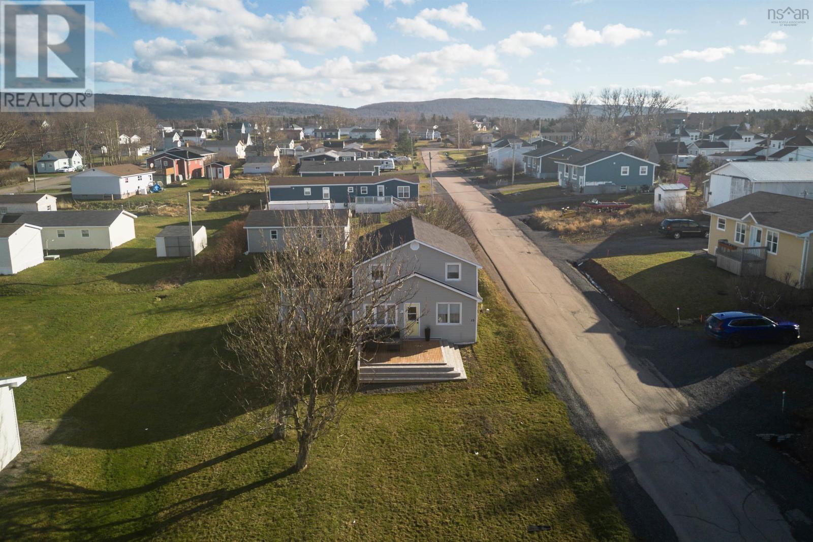 15 Allan J Memorial Avenue, Inverness, Nova Scotia  B0E 1N0 - Photo 1 - 202427674